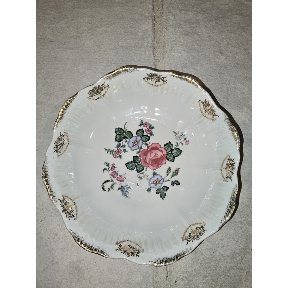 VTG Schwarzenhammer Bavaria Porcelain Reticulated Scalloped Bowl Floral‎
